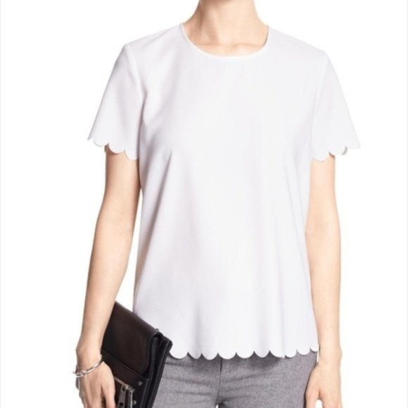Banana Republic White Scallop Short Sleeve Top PM - Picture 1 of 6